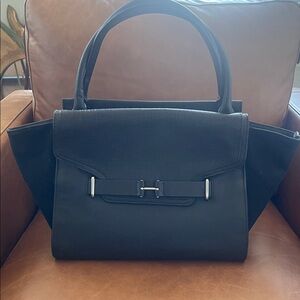 Vince Camuto Elegant Black Trapeze Shoulder Bag